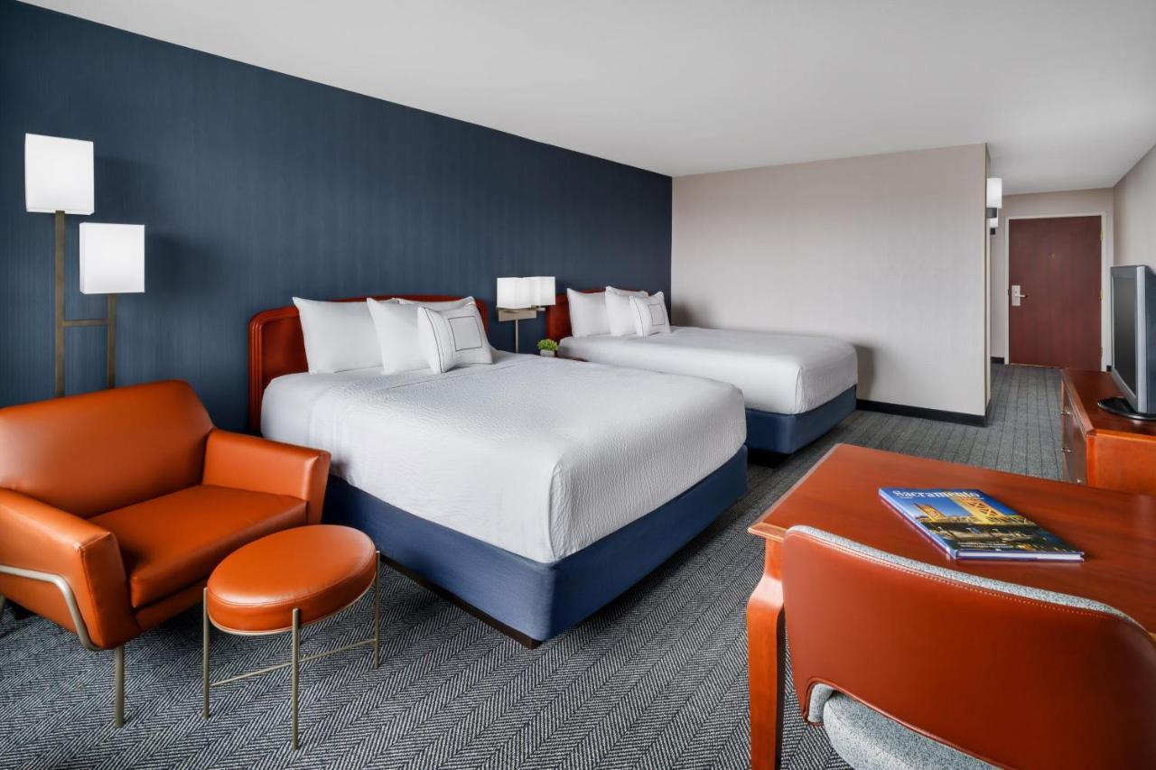Courtyard By Marriott Sacramento Folsom