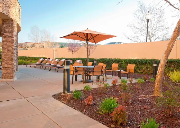 Courtyard By Marriott Sacramento Folsom