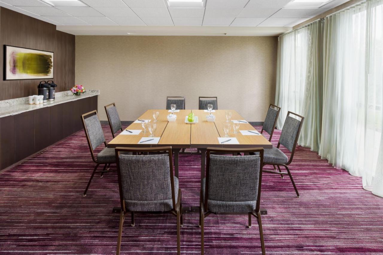 Courtyard By Marriott Sacramento Folsom
