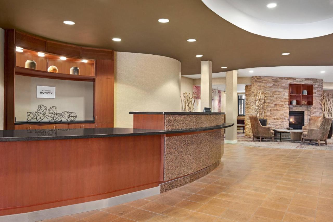 Courtyard By Marriott Sacramento 3*