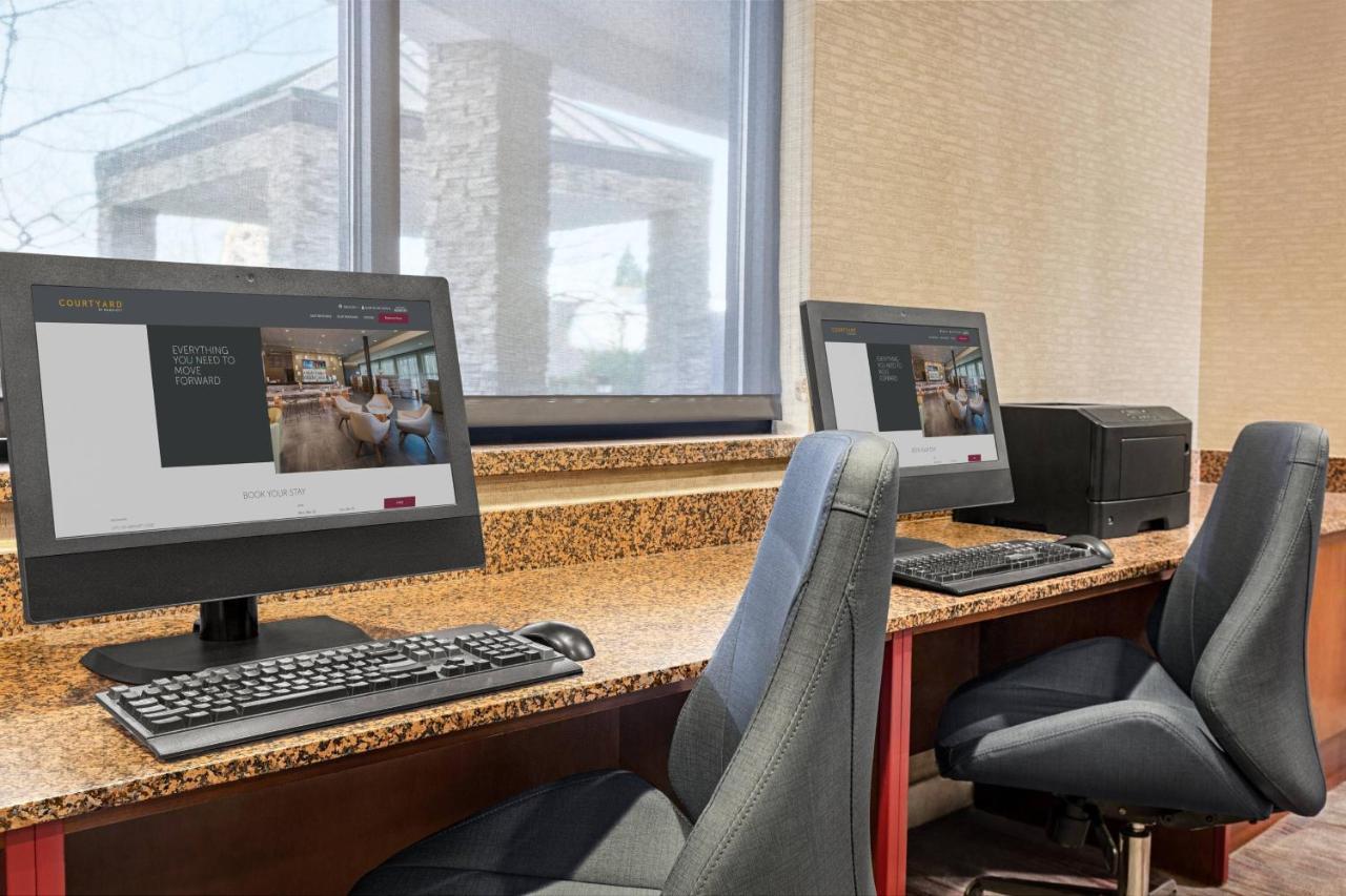 Hotel Courtyard By Marriott Sacramento 3*