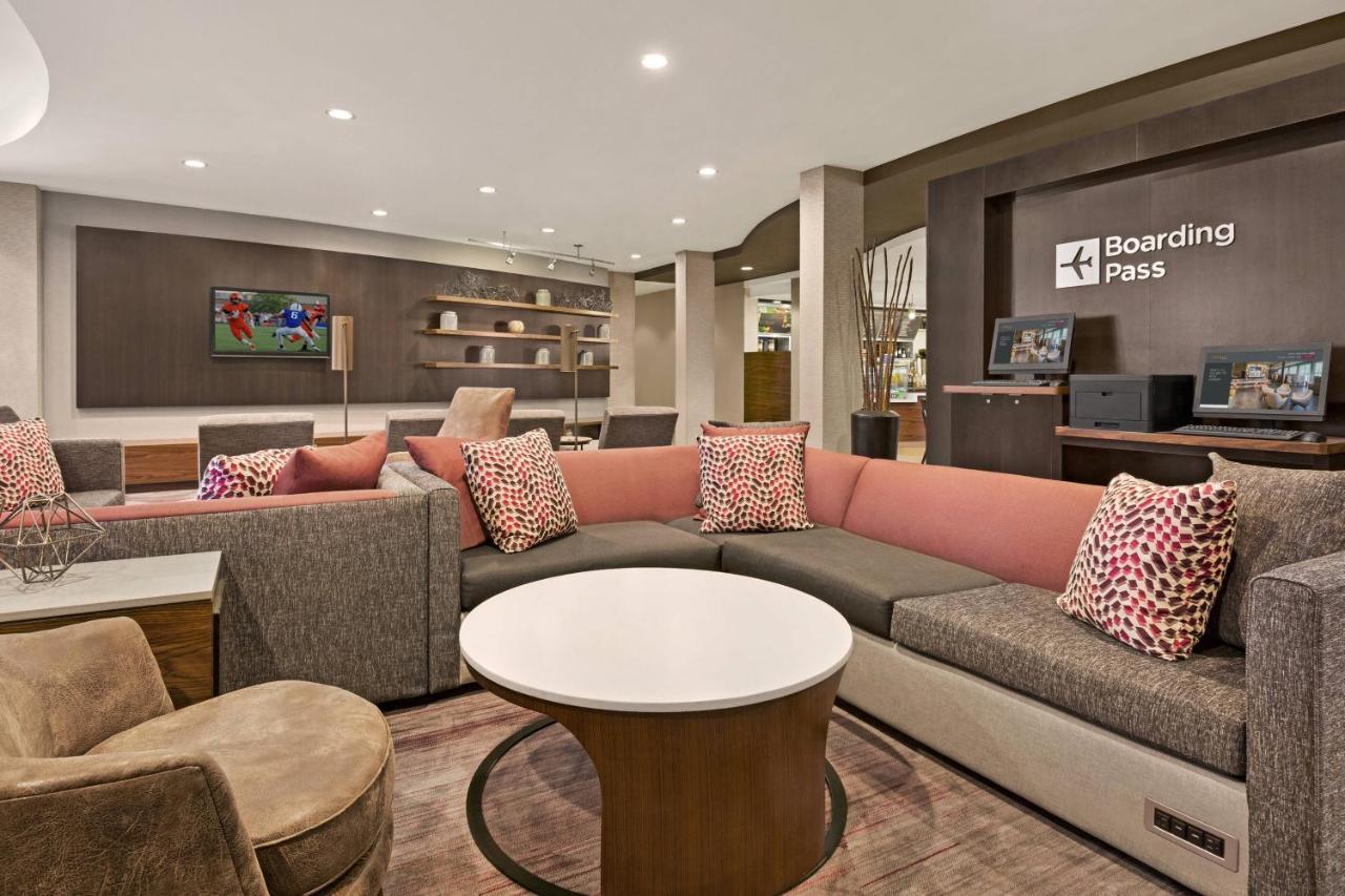 Courtyard By Marriott Sacramento Hotel 3*