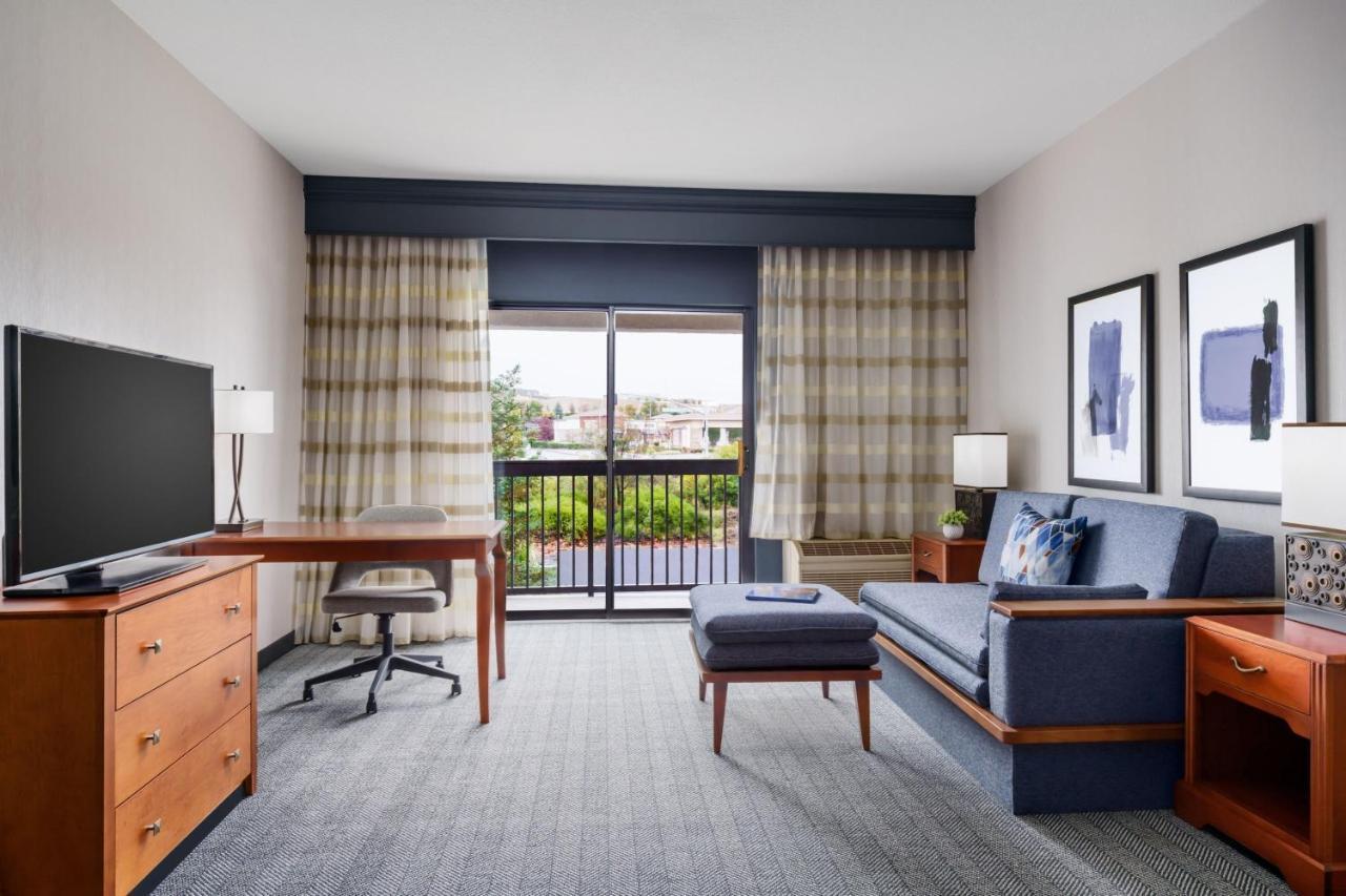 Courtyard By Marriott Sacramento