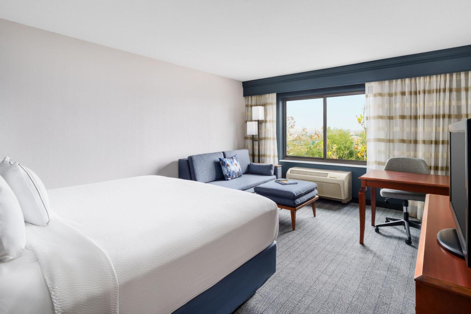 Hotel Courtyard By Marriott Sacramento