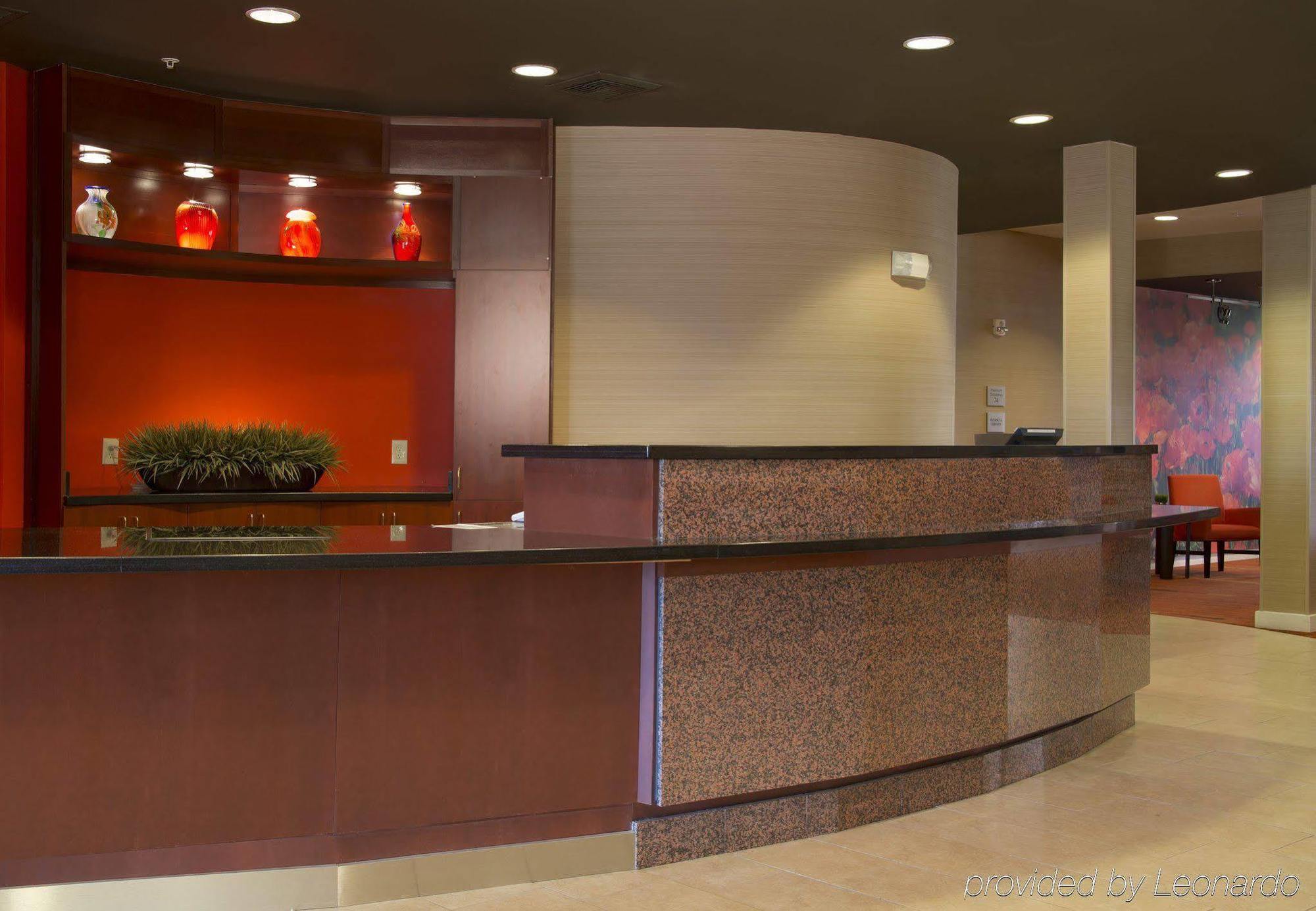 Courtyard By Marriott Sacramento Hotel 3*