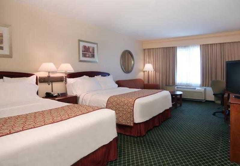 Courtyard By Marriott Sacramento