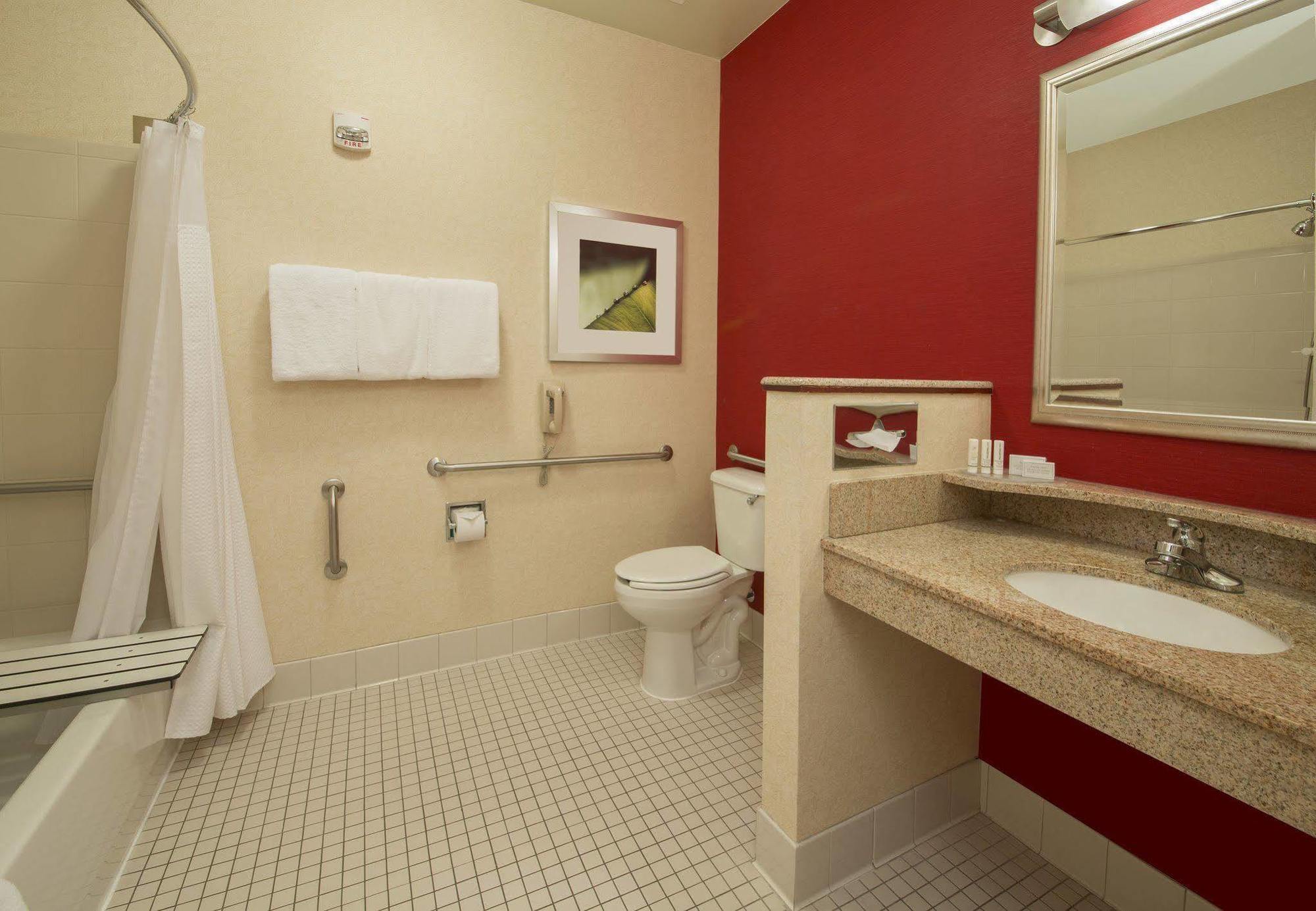 Courtyard By Marriott Sacramento Hotel Folsom