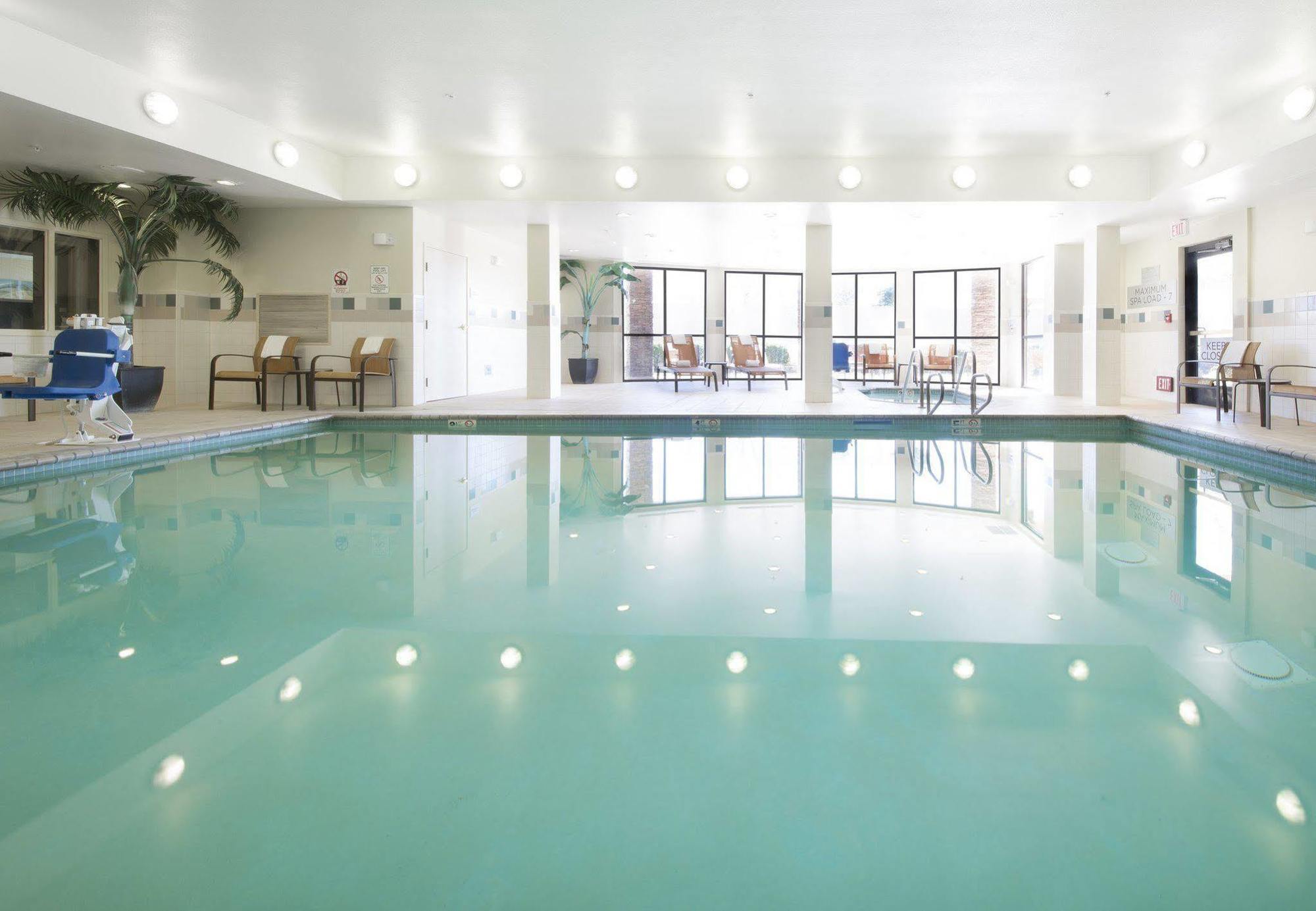 Hotel Courtyard By Marriott Sacramento Folsom