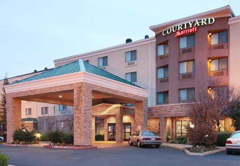Courtyard By Marriott Sacramento